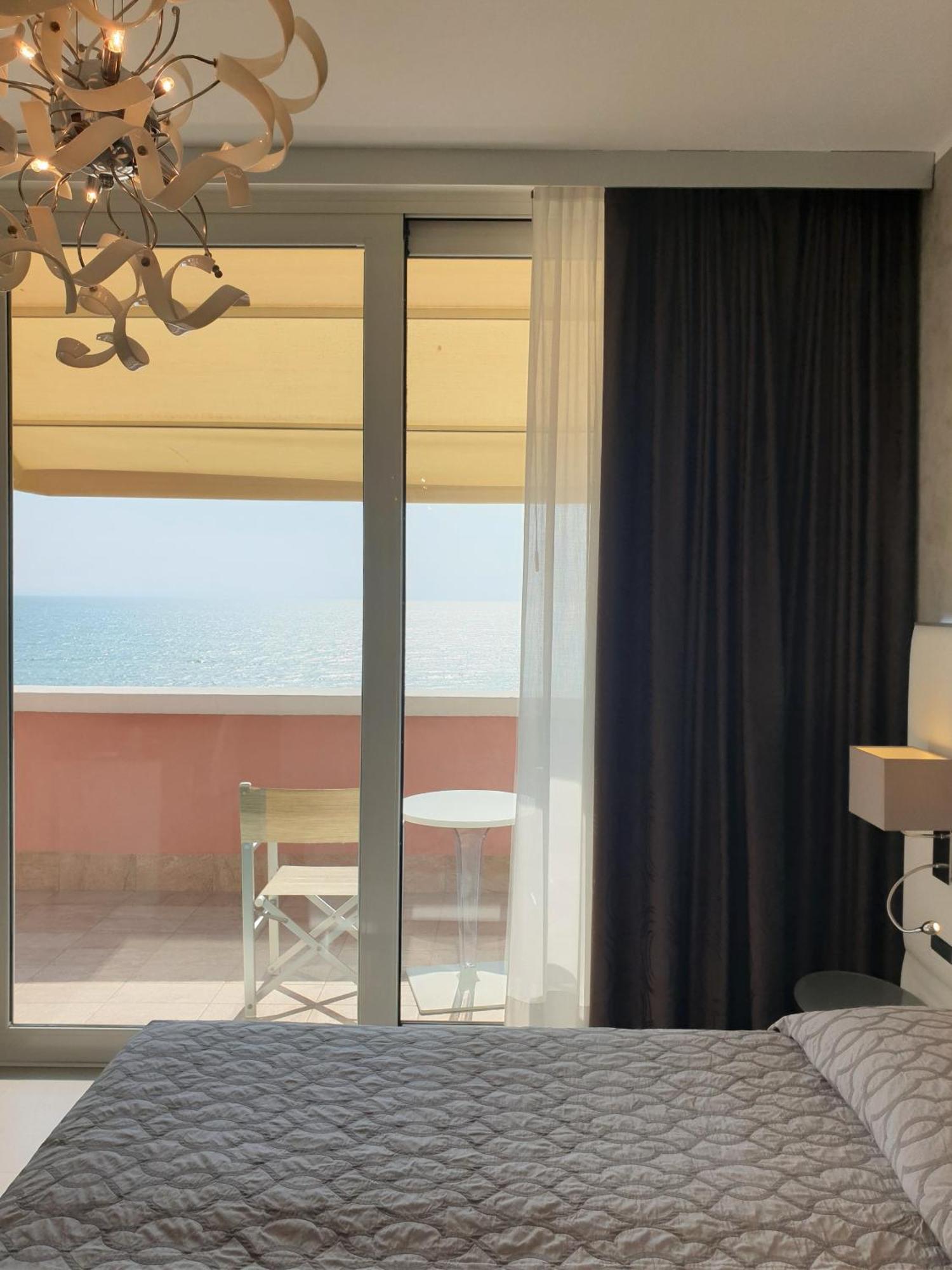 Grande Albergo Marin Lignano Sabbiadoro Luaran gambar